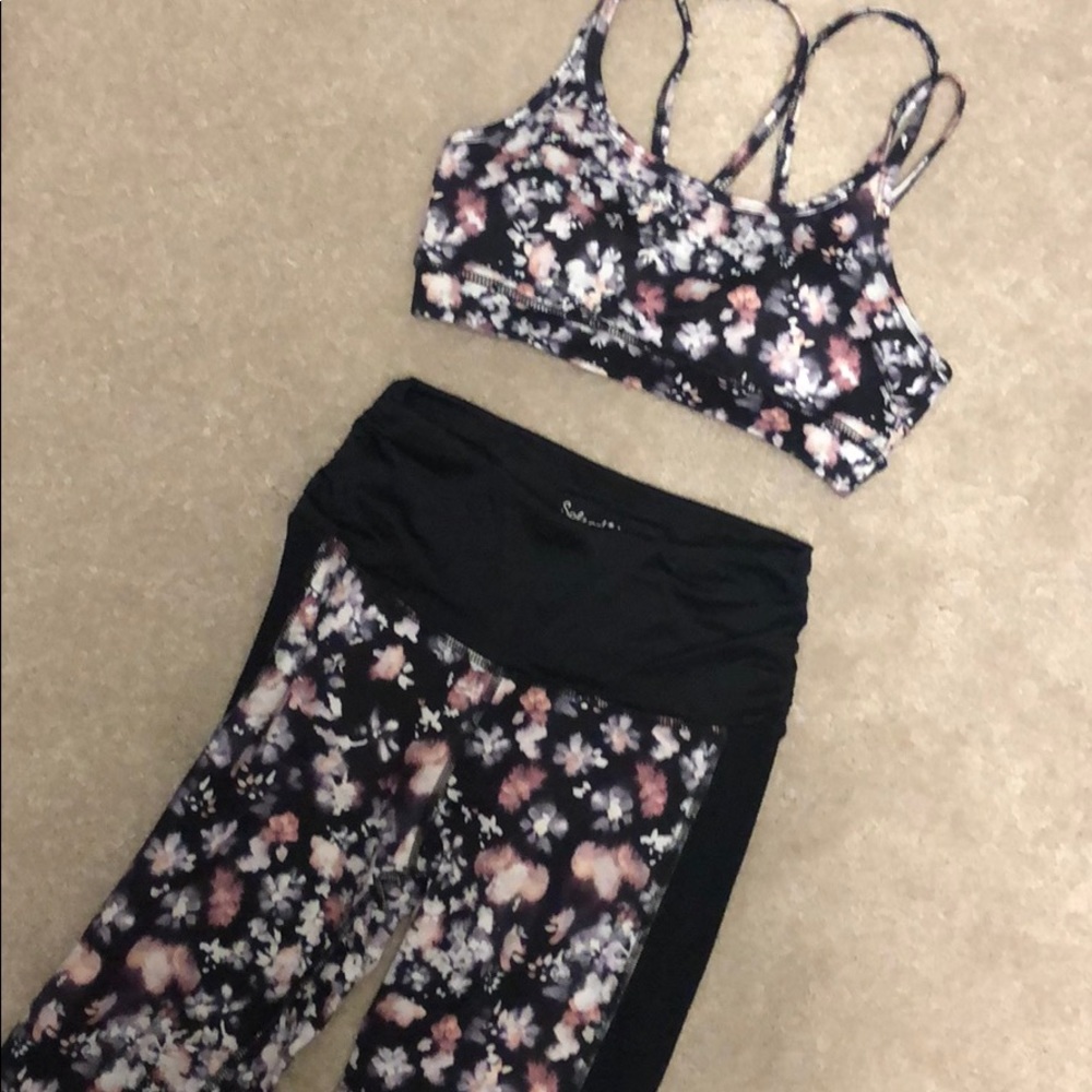 Splendid leggings and sports bra - so comfy!!!